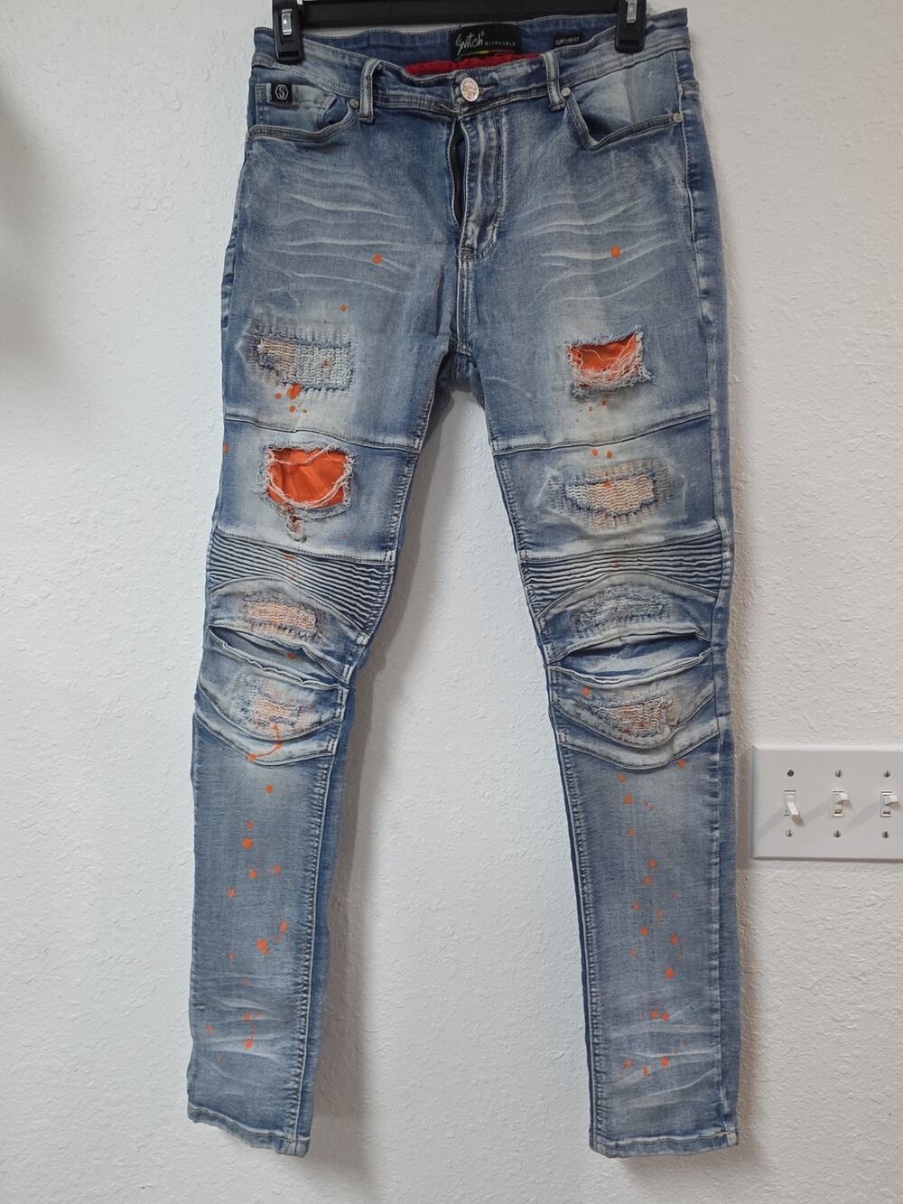 Switch Remarkable Slim Taper Fit 34x32 Distressed Jeans